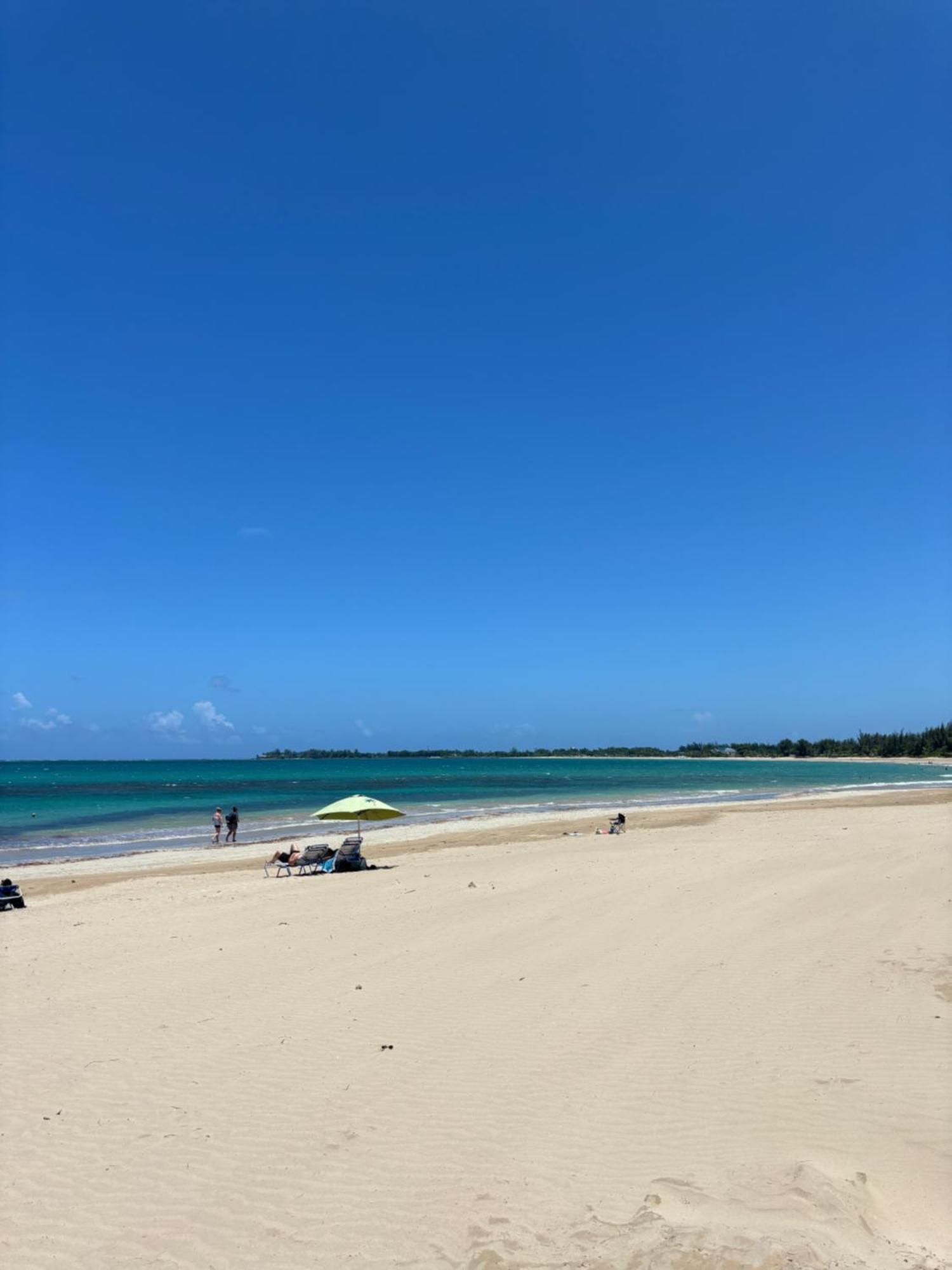 Isla Verde Modern Apartment With Pool San Juan Exteriör bild