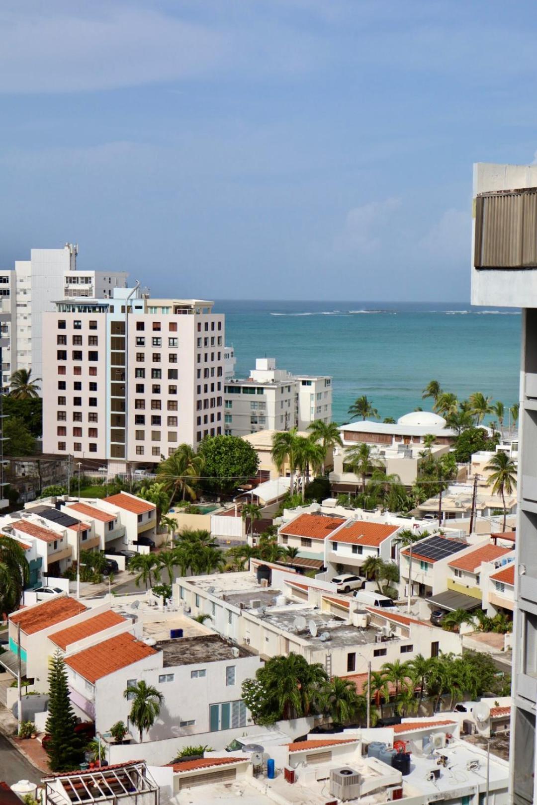 Isla Verde Modern Apartment With Pool San Juan Exteriör bild