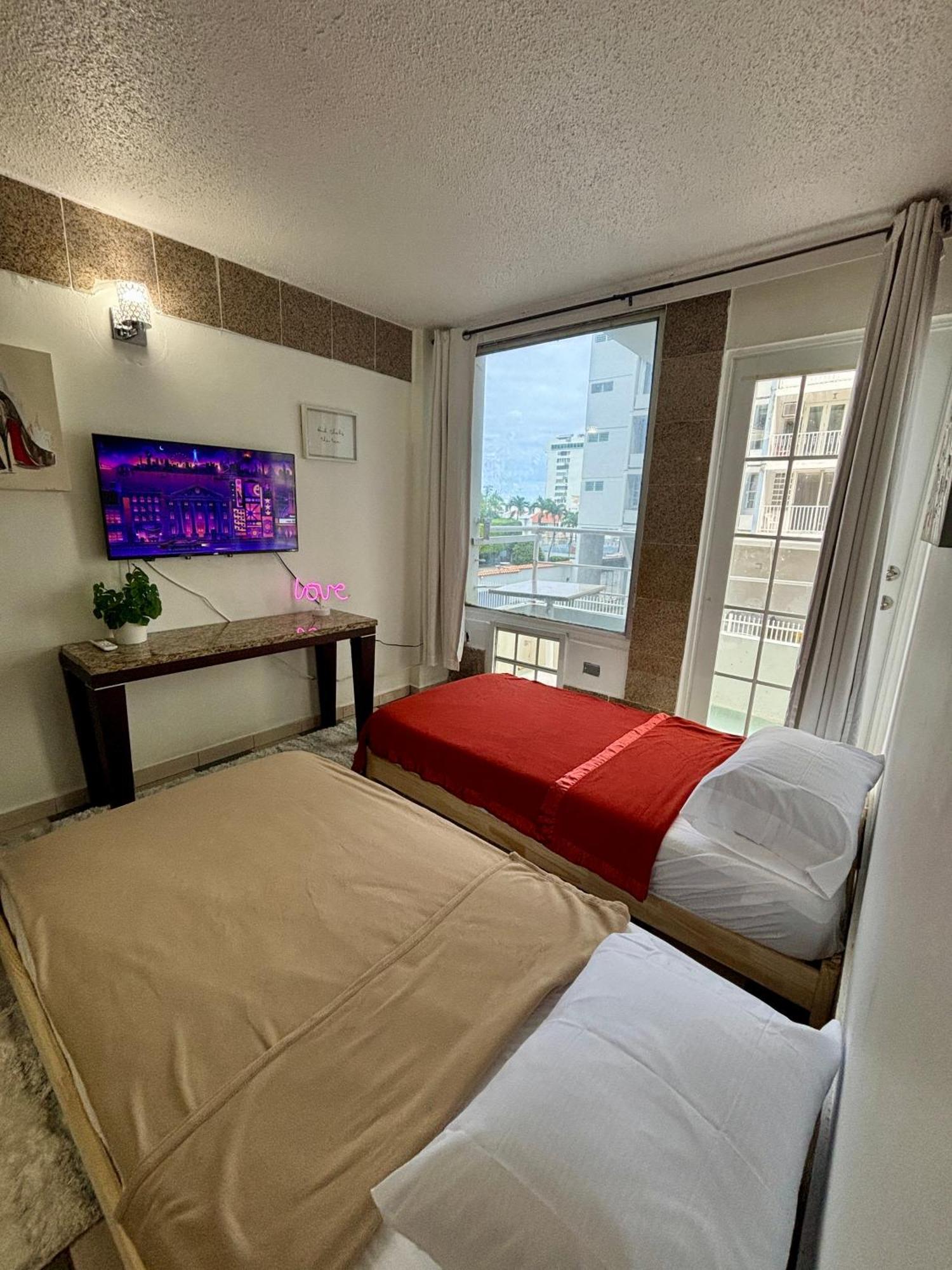 Isla Verde Modern Apartment With Pool San Juan Exteriör bild